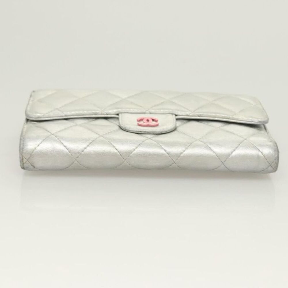 Chanel Classic Flap Silver Leather Wallet  (Pre-Owned) - Picture 14 of 16